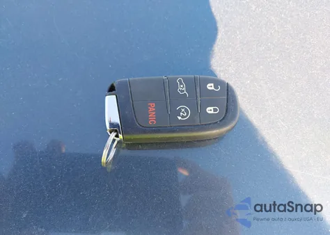 2022 Jeep Compass Latitude 4X4 from USA, damaged, VIN 3C4NJDBB6NT204255